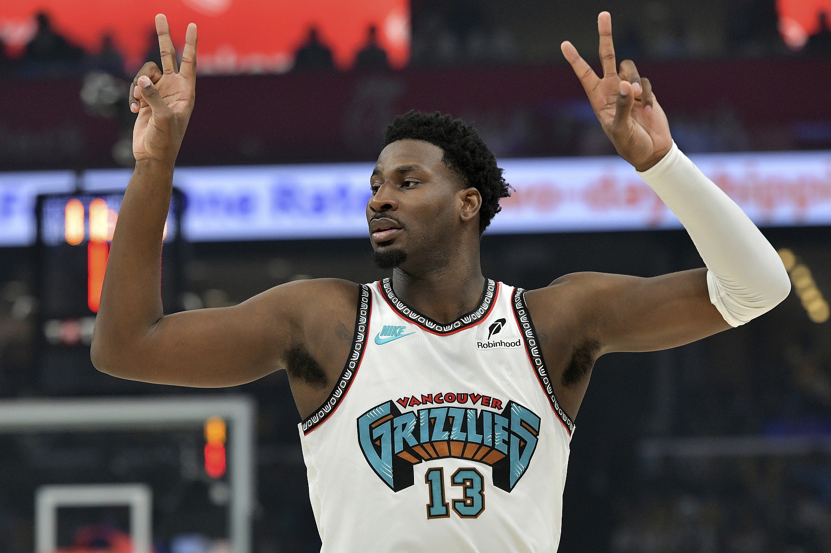 刚签5年2.4亿！小贾伦-杰克逊打野球脚趾受伤需手术 恢复期3-5月