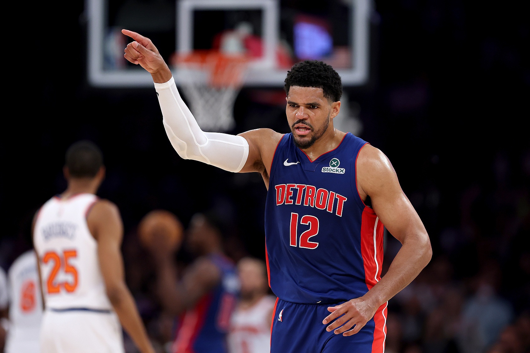 脚踝扭伤缺阵7场！活塞主帅：托哈状态一天比一天好 无回归时间表