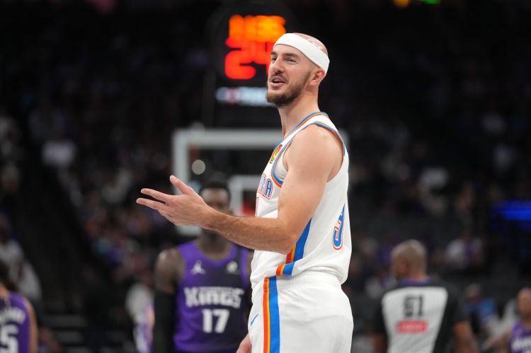 被巴恩斯摸到了?卡鲁索抢断反击一条龙上空篮不中