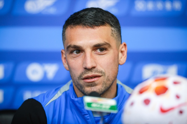 重返武汉!斯坦丘:非常感谢武汉球迷厚爱,但这次要为大连而战